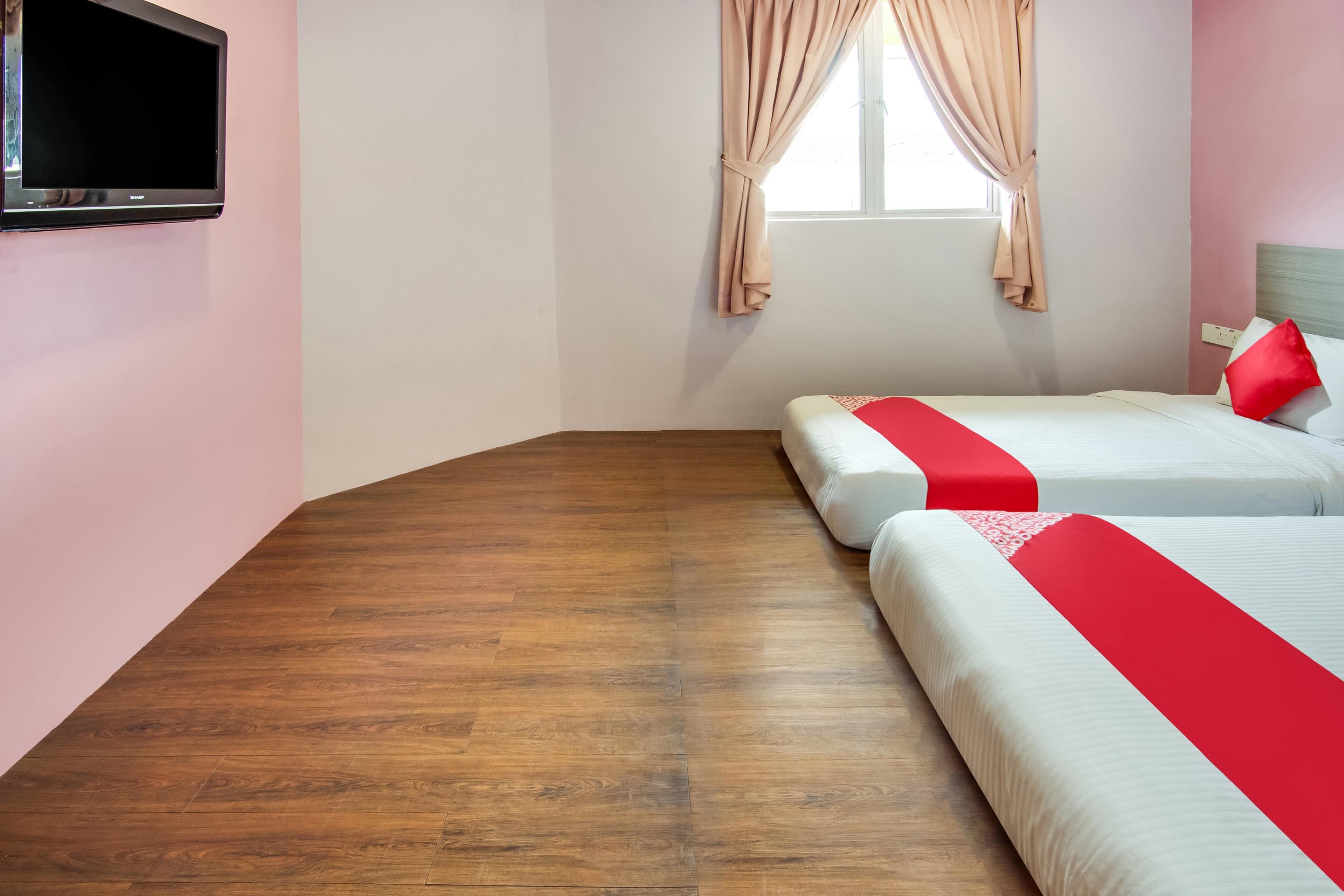 Oyo 89480 Dream House Hotel Skudai Eksteriør billede