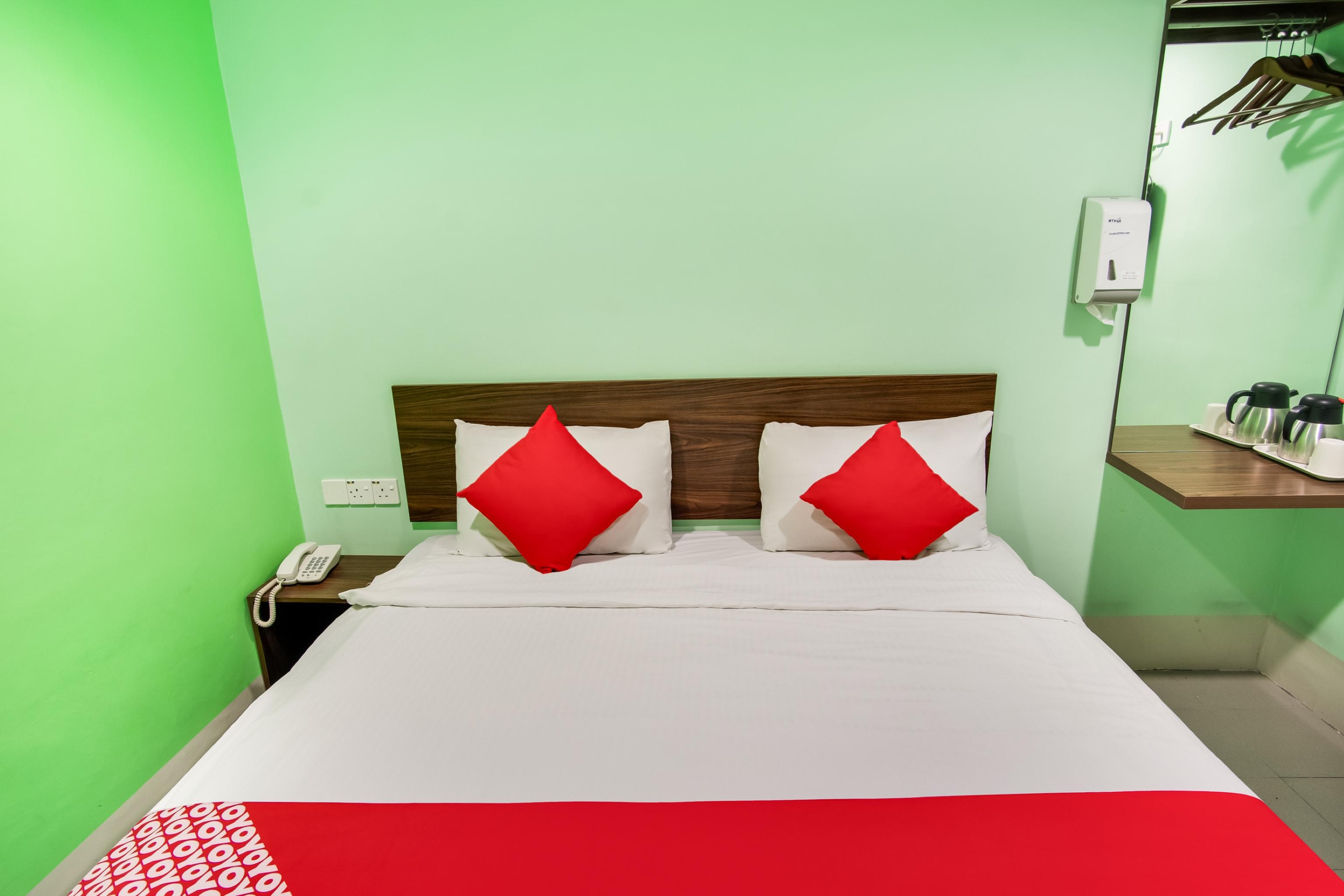 Oyo 89480 Dream House Hotel Skudai Eksteriør billede