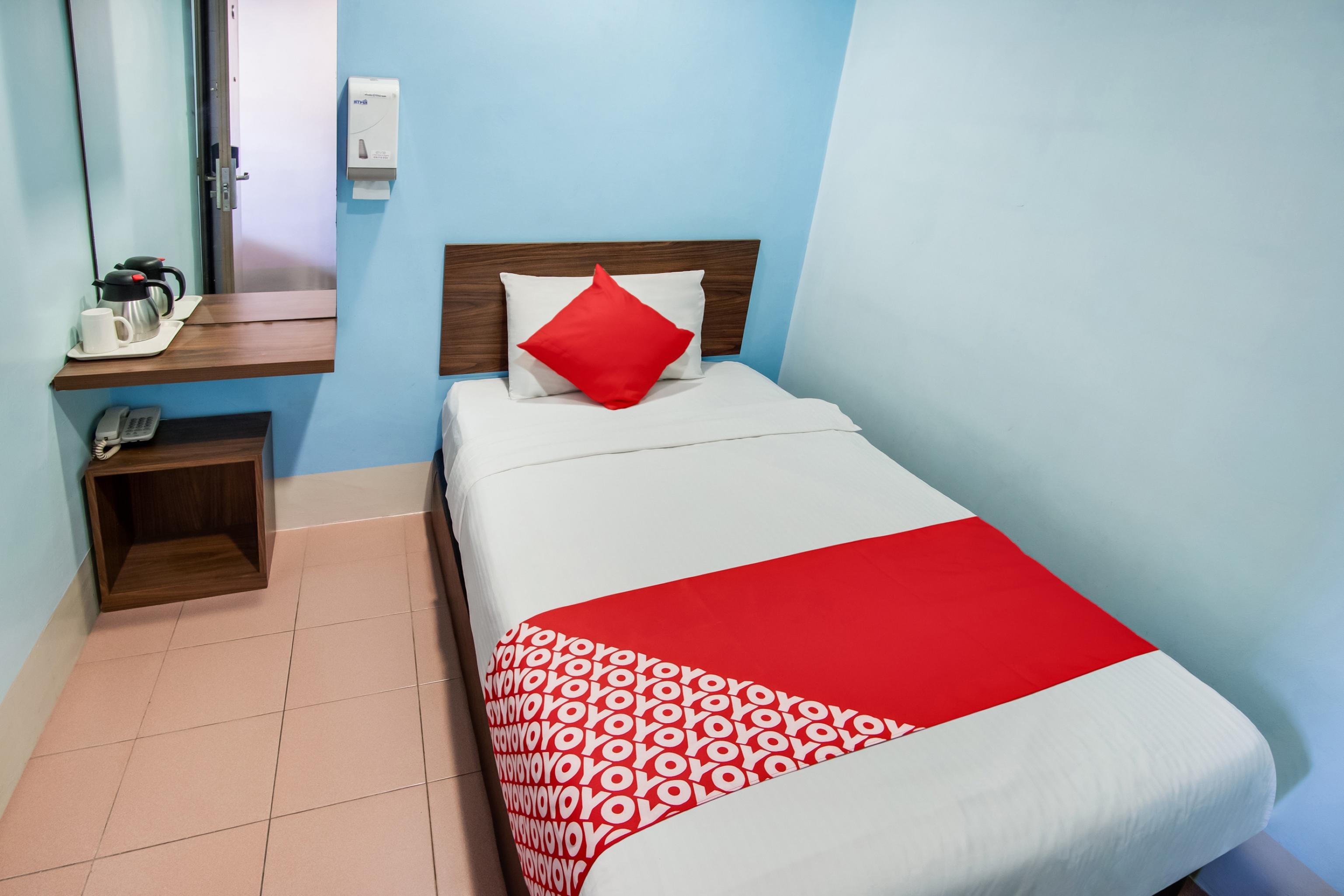 Oyo 89480 Dream House Hotel Skudai Eksteriør billede