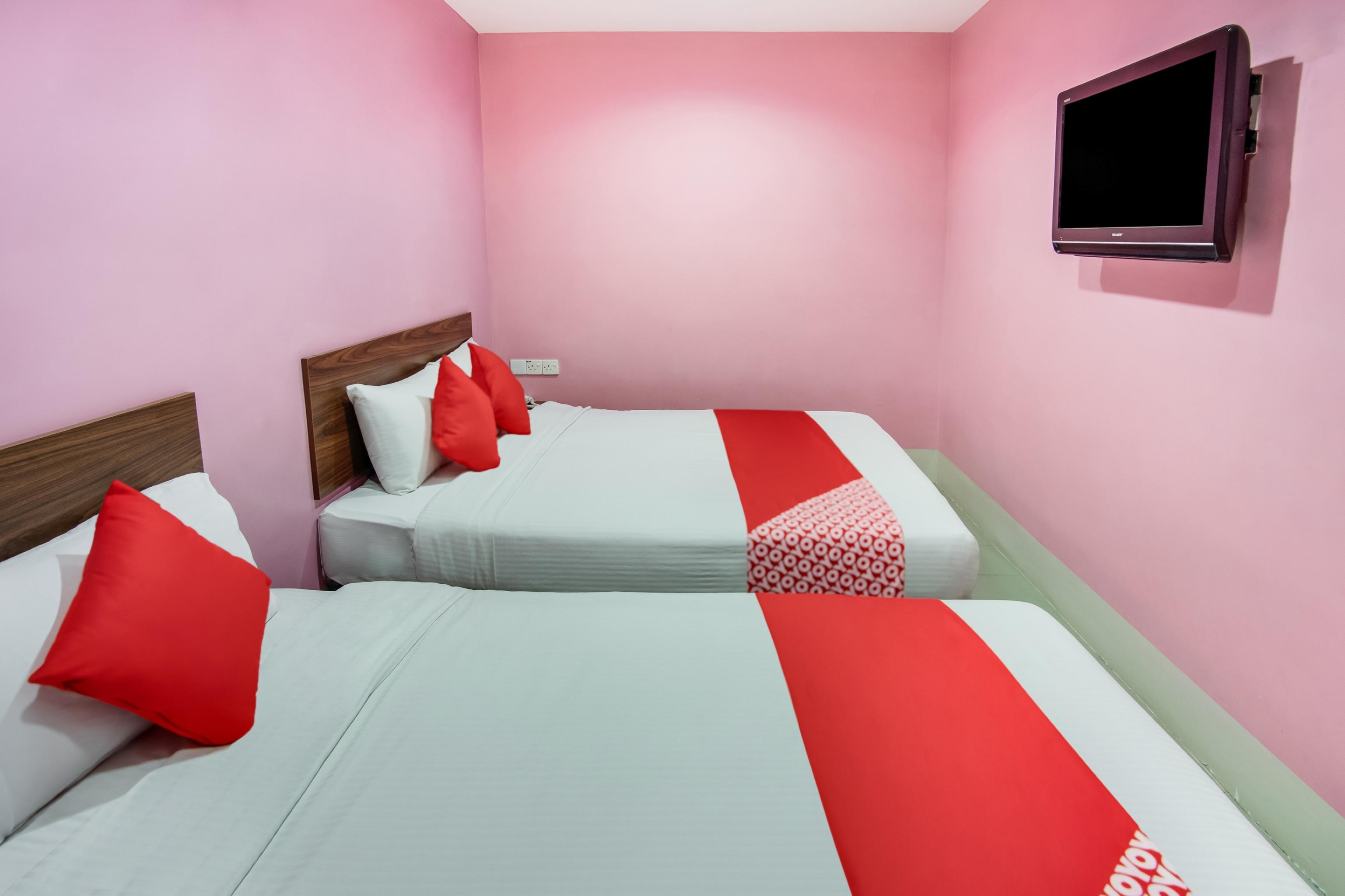 Oyo 89480 Dream House Hotel Skudai Eksteriør billede