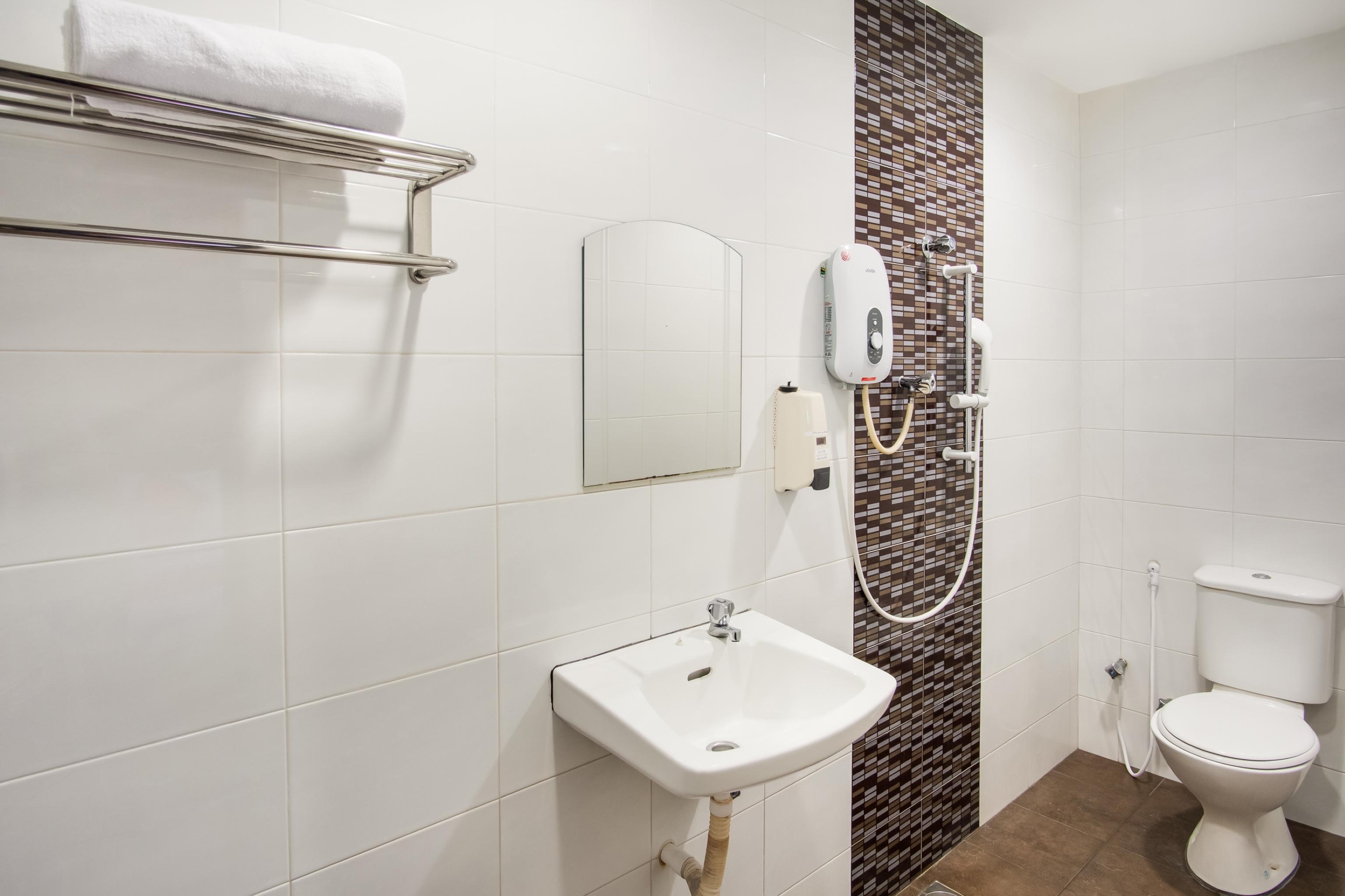 Oyo 89480 Dream House Hotel Skudai Eksteriør billede