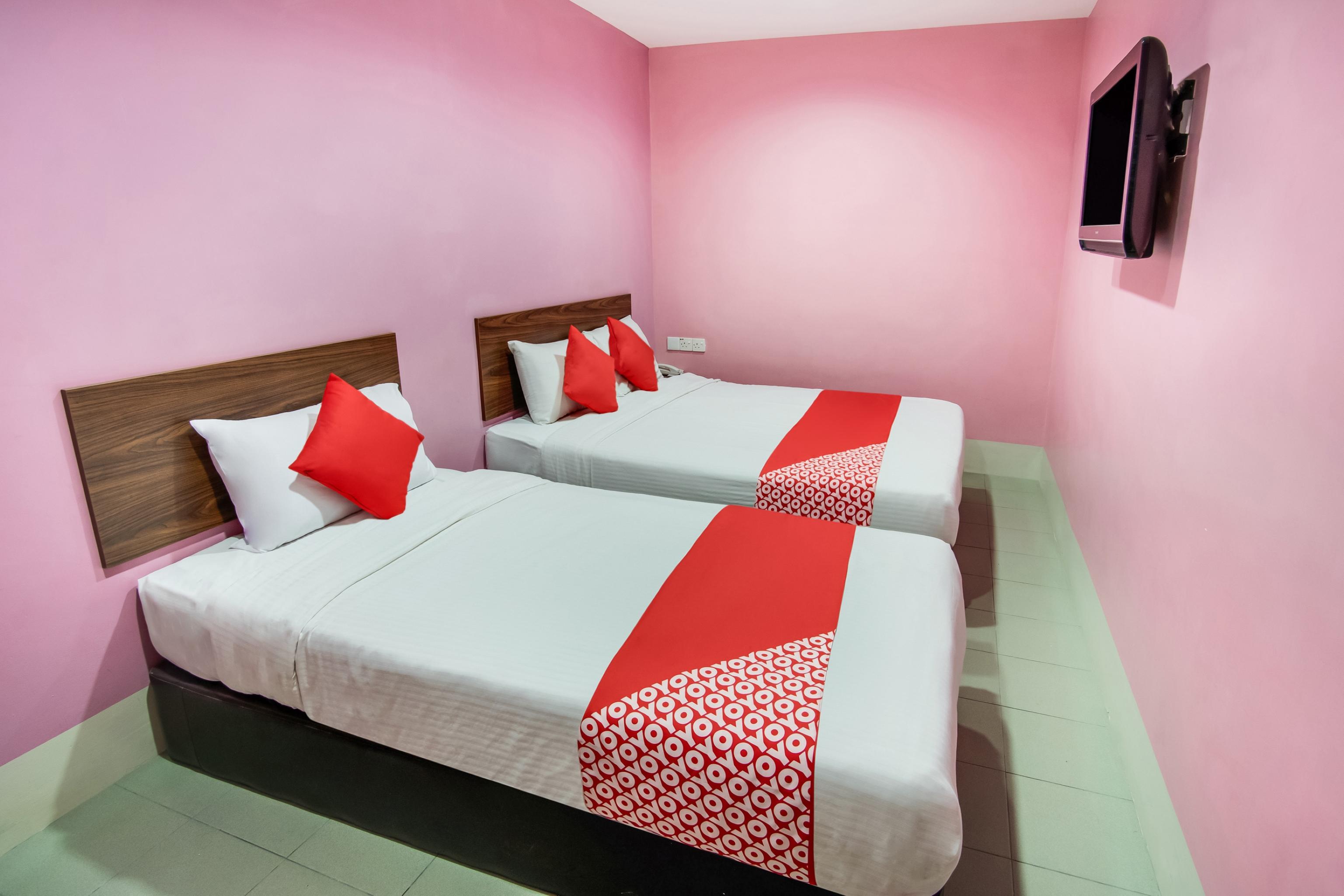 Oyo 89480 Dream House Hotel Skudai Eksteriør billede