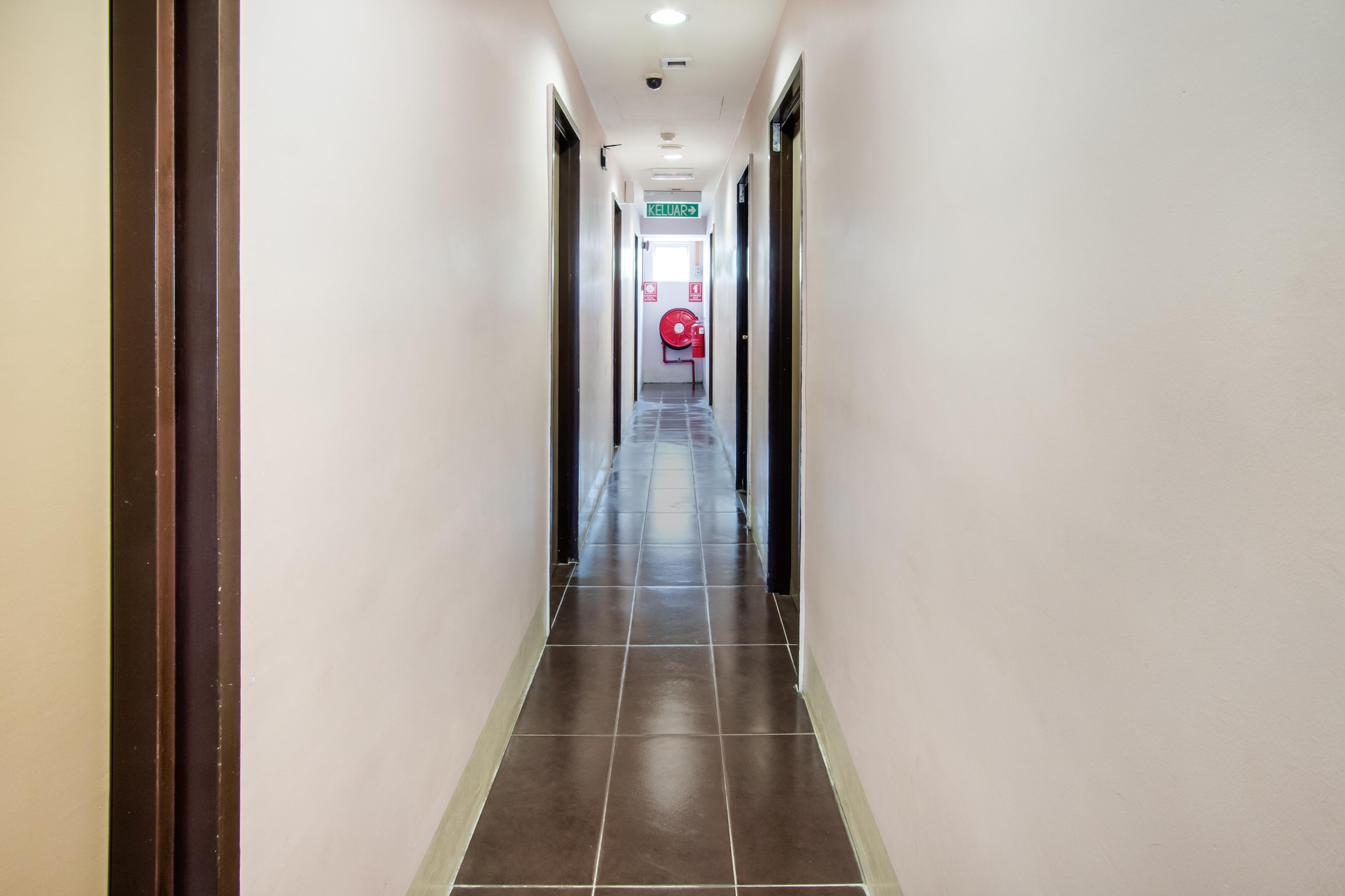Oyo 89480 Dream House Hotel Skudai Eksteriør billede